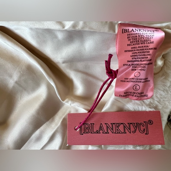 💖 Blank NYC KIDS Faux Fur Jacket | Trendy White Winter Coat - Picture 8 of 12